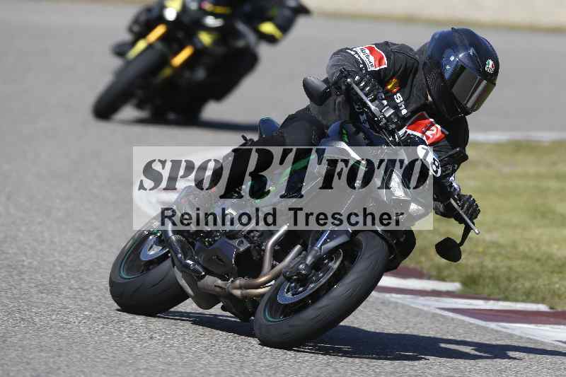 /01 02.04.2026 MAZ ADR/Gruppe gelb Gruppe gruen/18